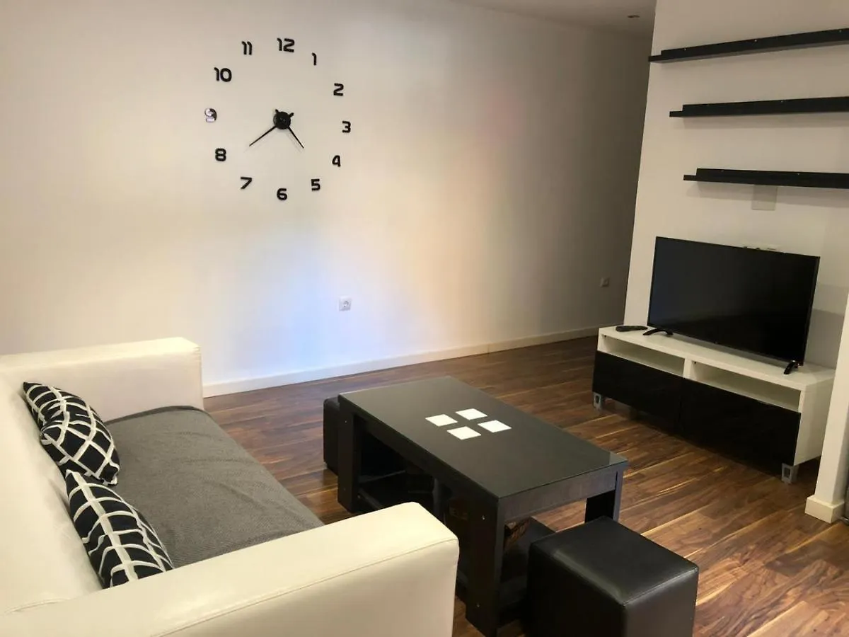 Apartamento Precioso piso con patio a 200m de la playa Málaga
